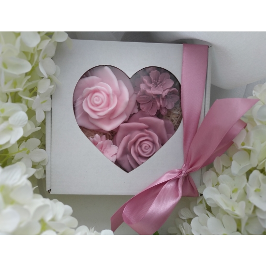 Zestaw mydeł La Vie Est Belle Dzień Babci